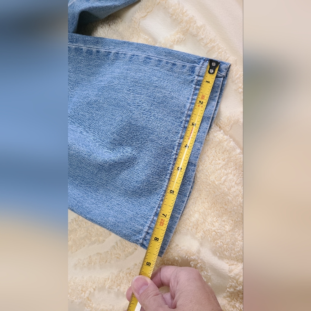 Old Navy Vintage 70s Loose Fit Wide Leg Jeans - Picture 5 of 7